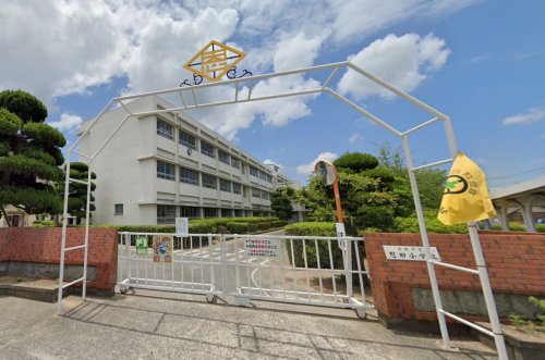 小学校　宇部市立恩田小学校（小学校）まで1038m