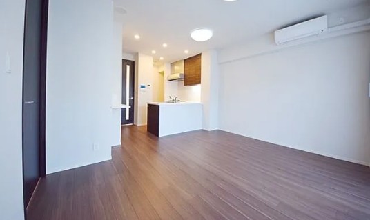 居室・リビング　内観1