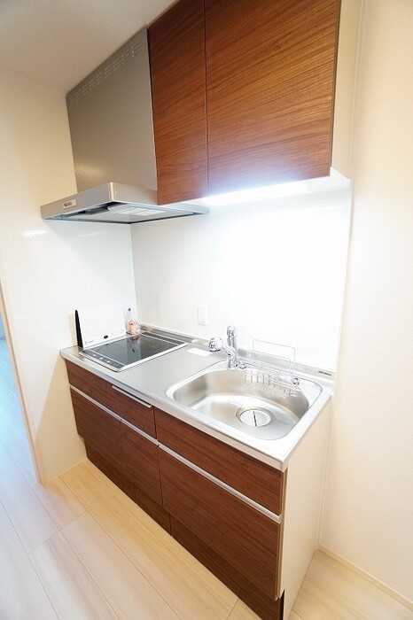 キッチン　コンパクトなキッチンで掃除もラクラク