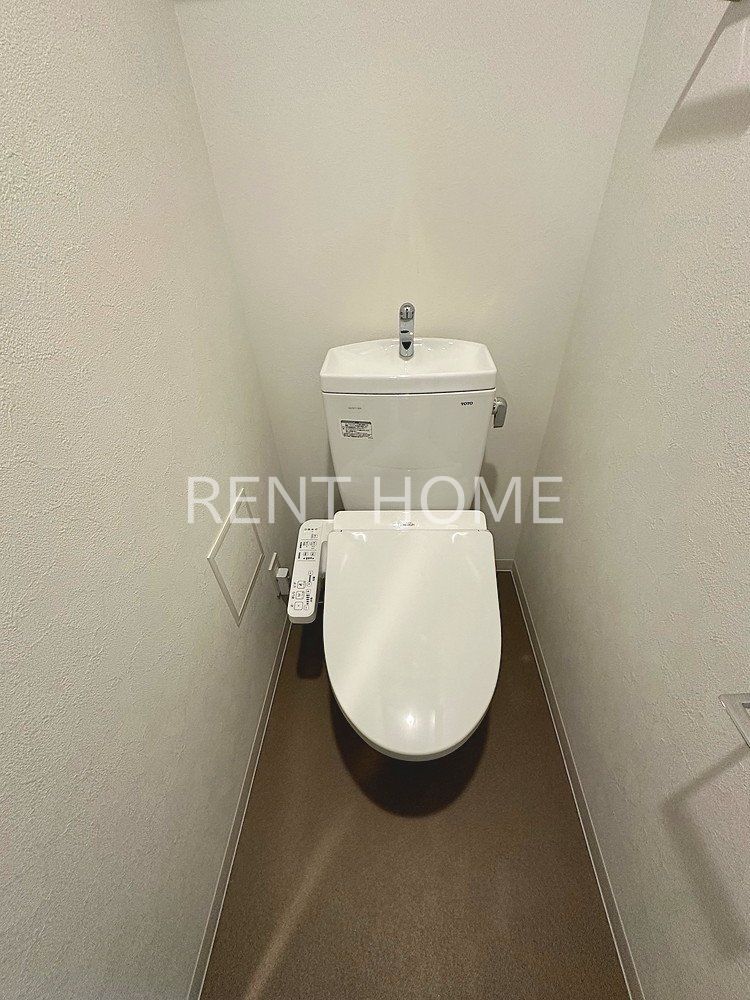 トイレ　ウォシュレット付き