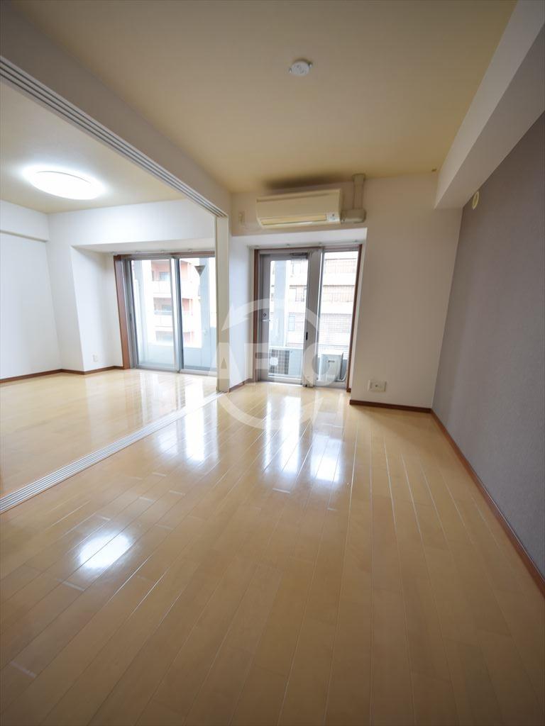 居室・リビング　ＢＧＣ難波タワー　リビング