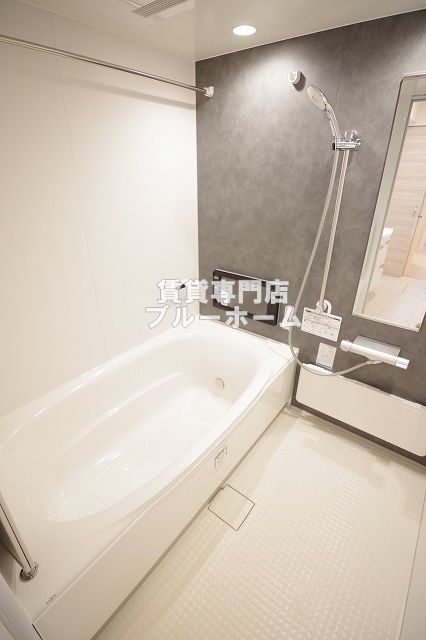 バス・シャワールーム　素敵な浴室です！