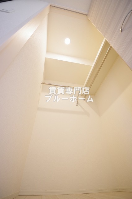 収納　大容量のウォークインクローゼットがございます！
