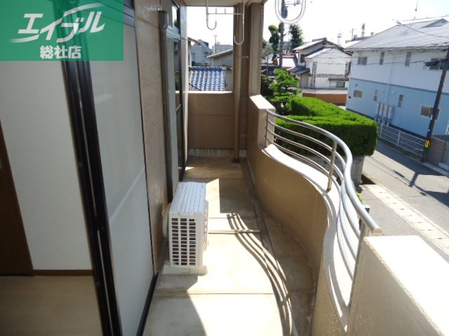 バルコニー　ベランダ