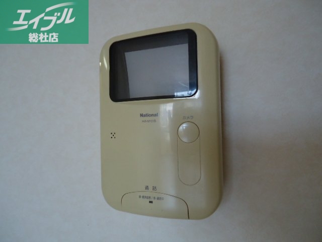 セキュリティ　モニター付きインターホン