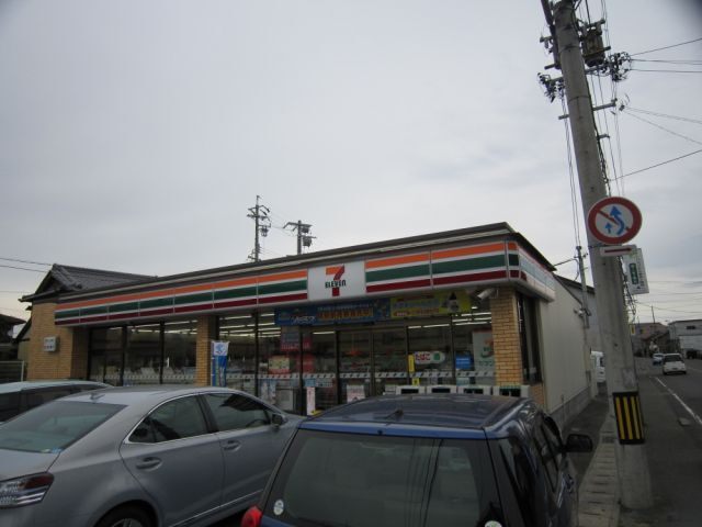 コンビニ　セブンイレブン桑名大福店（コンビニ）まで533m