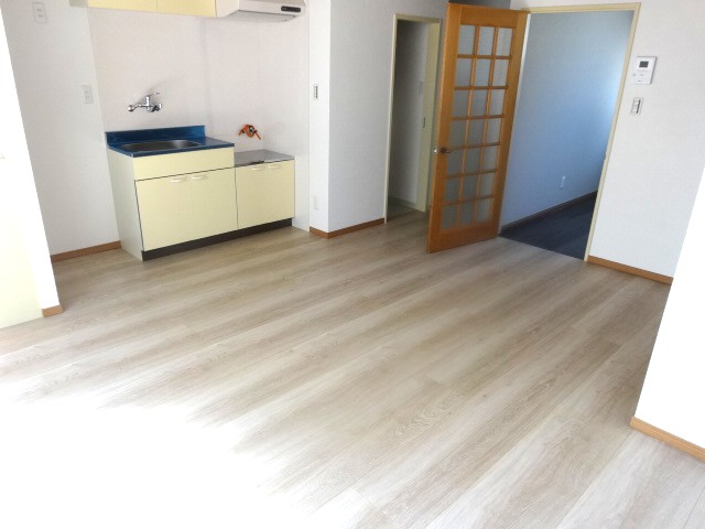 野市町西野貸家平屋の内観写真