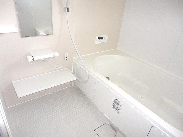 バス・シャワールーム　浴室換気乾燥機