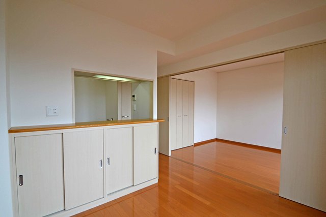 居室・リビング　カウンターキッチン
