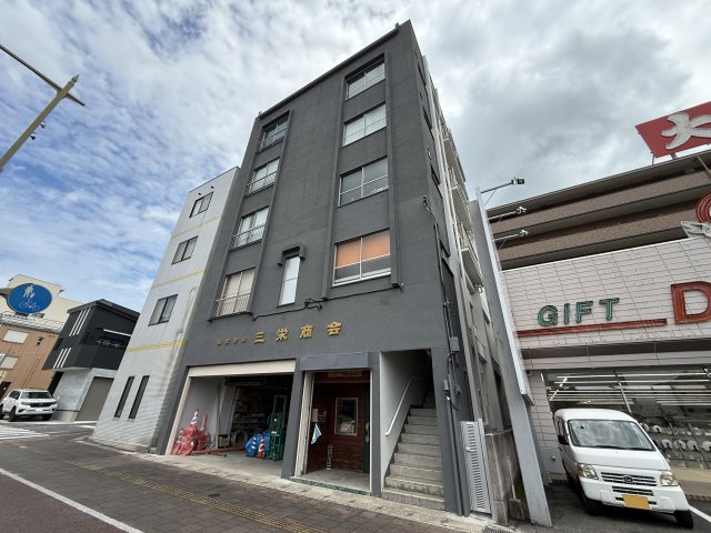 建物外観　1974年築　三栄ビル