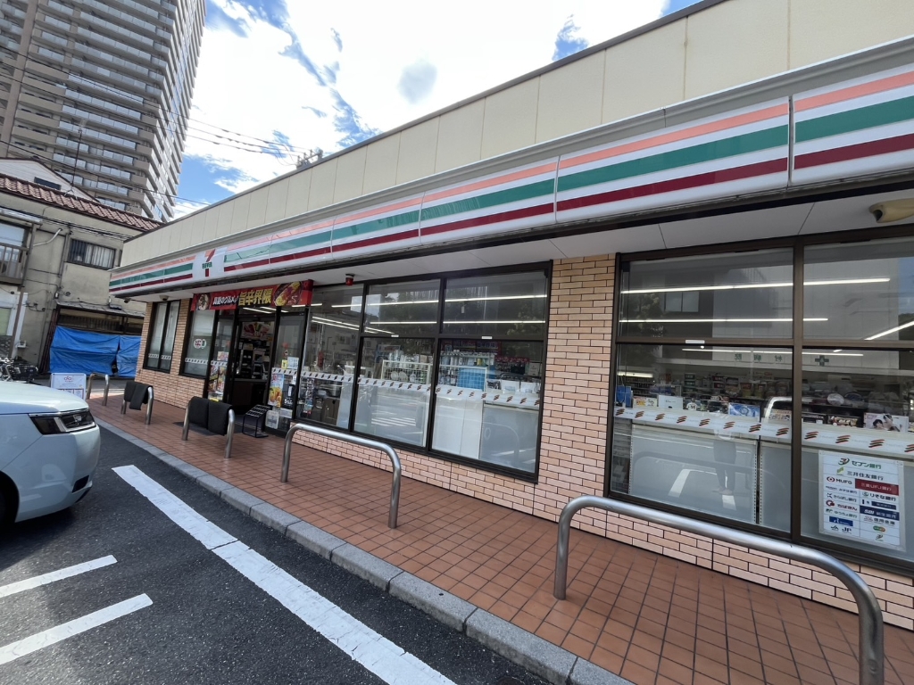 コンビニ　セブンイレブン 荒川1丁目店（コンビニ）まで420m