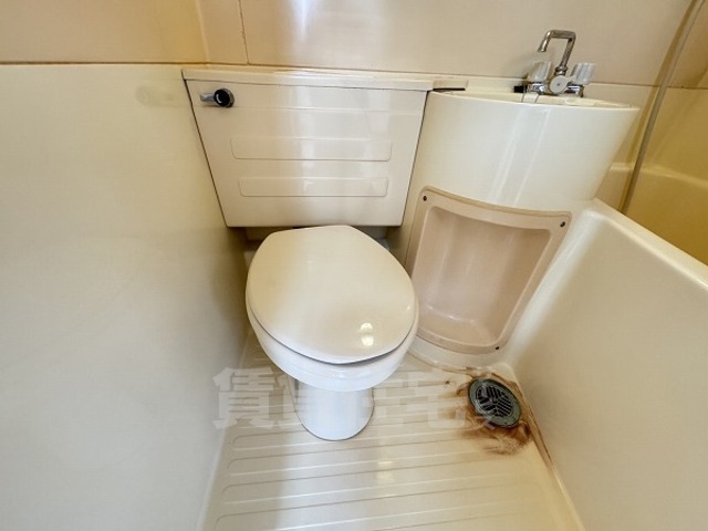 服部コーポのトイレ写真