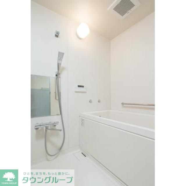 バス・シャワールーム　※写真は同タイプ住戸です。