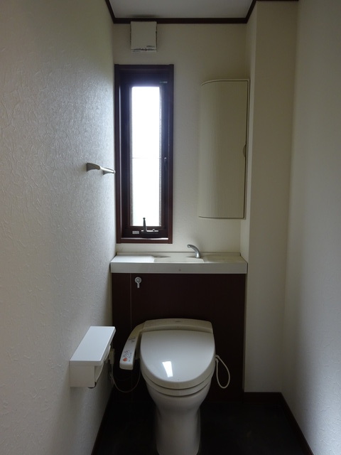 エバーグリーン富士岡 戸建のトイレ写真