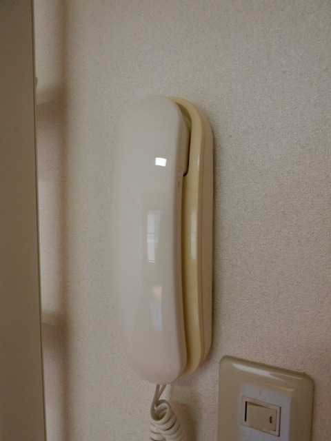 セキュリティ　来客時は、まずこちらから。