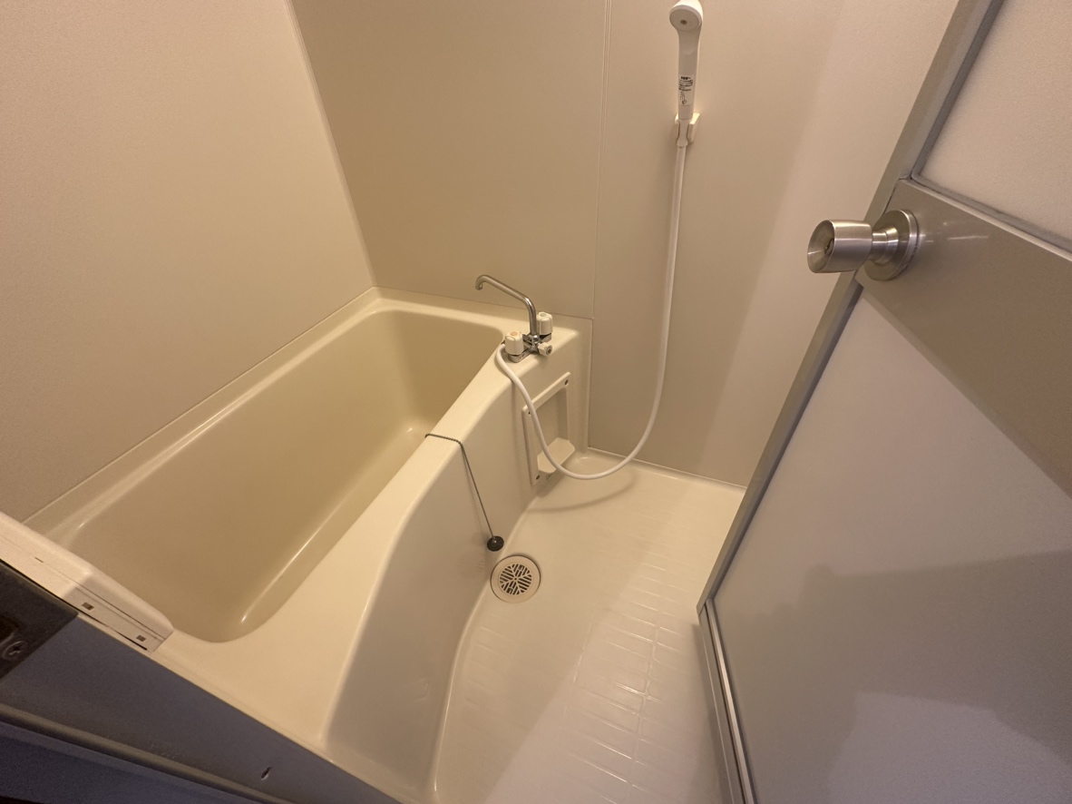 バス・シャワールーム　別部屋参考写真