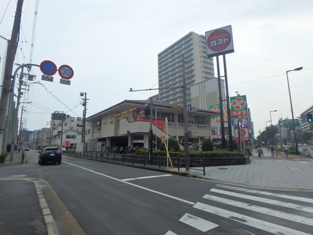 飲食店　ガスト　野田阪神店（飲食店）まで181m