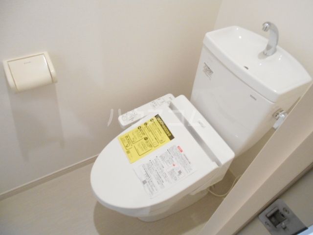 【江戸川区東葛西のマンションのトイレ】