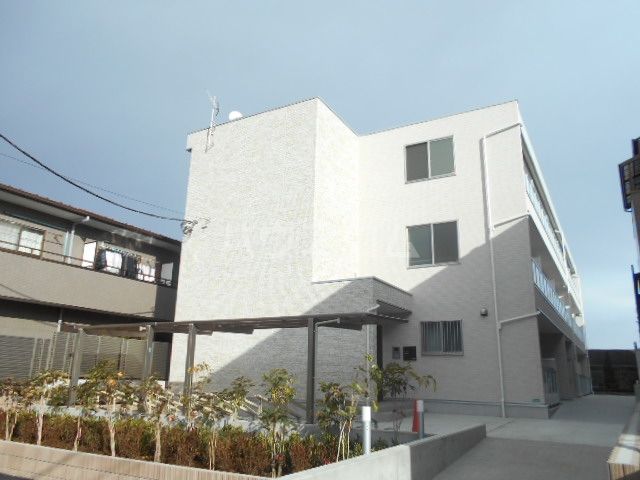 江戸川区東葛西のマンションの建物外観