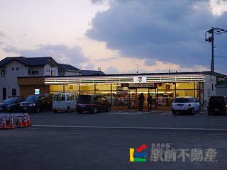 【福岡市東区塩浜のアパートのコンビニ】