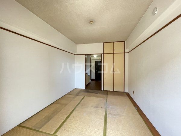 ハイシティ南栄の内装写真