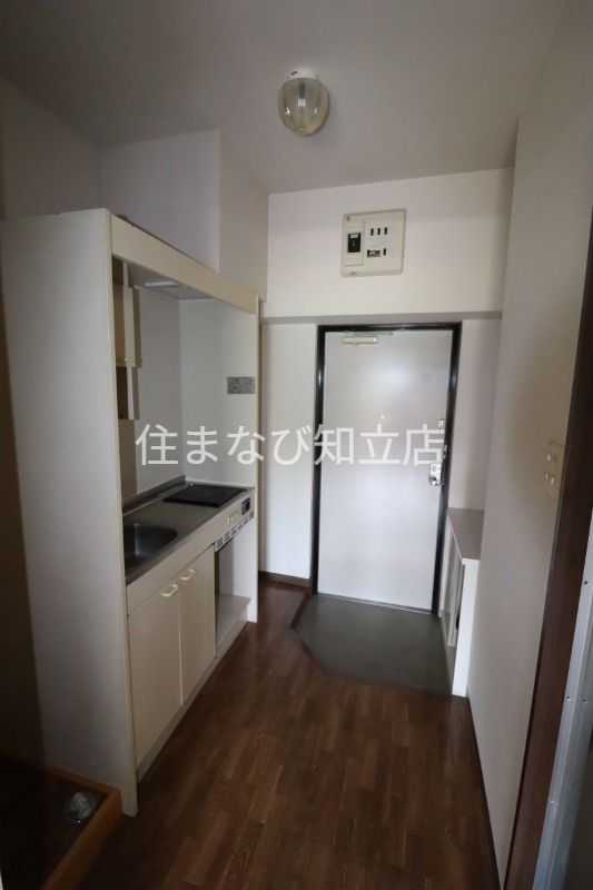 玄関　同型別部屋写真