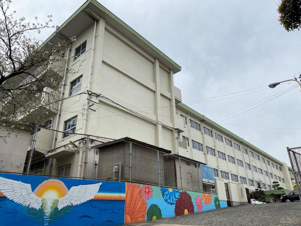 【北九州市八幡西区千代ケ崎のマンションの中学校】