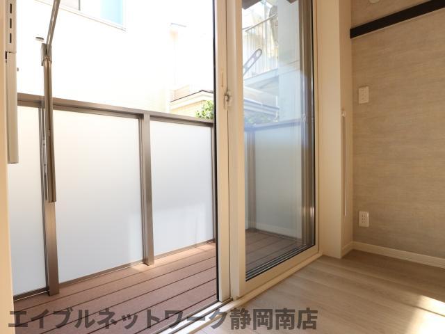 バルコニー　バルコニーがあります