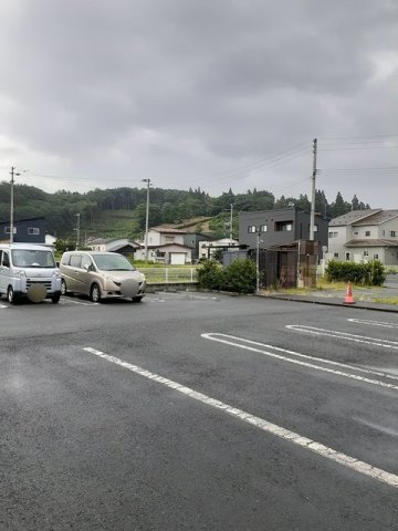 【盛岡市渋民字小前田築17年の駐車場】