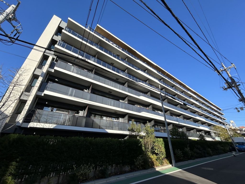 プラウド練馬中村橋マークスの建物外観