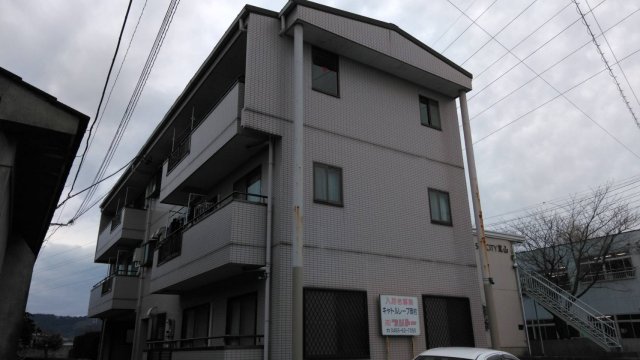 キャトルレーブの建物外観