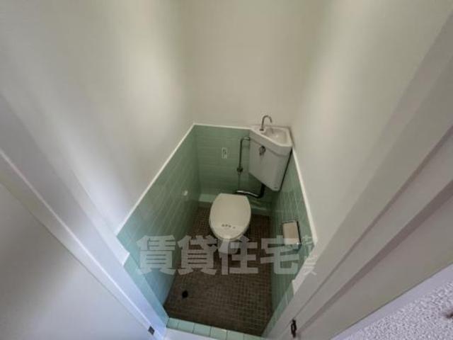 万代ハイツ長居のトイレ写真