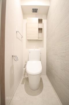 トイレ　シャワー付トイレ