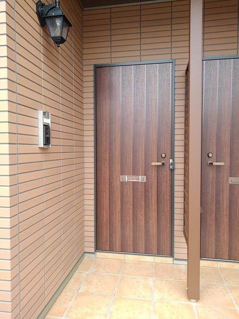 居室・リビング　エントランス