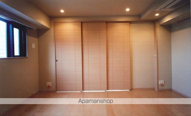 チェスターコート御茶ノ水_内装_1