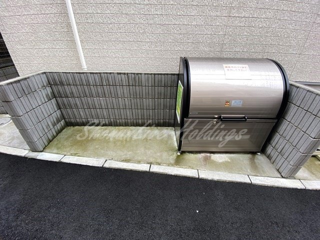 その他共有部分　ごみ捨ても楽々敷地内にゴミ置き場あり♪