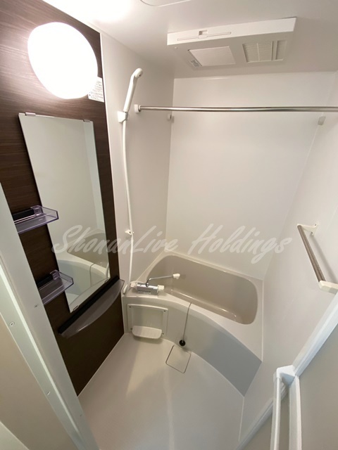 バス・シャワールーム　浴室乾燥機能付きお風呂♪