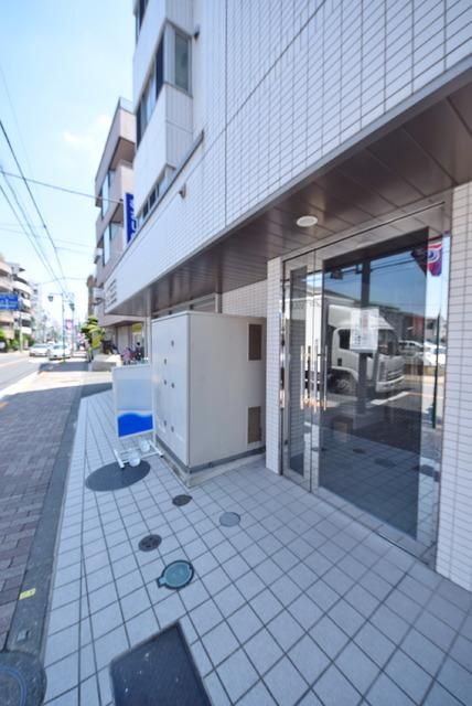 ロビー　★お問い合わせはタウンハウジングまで★