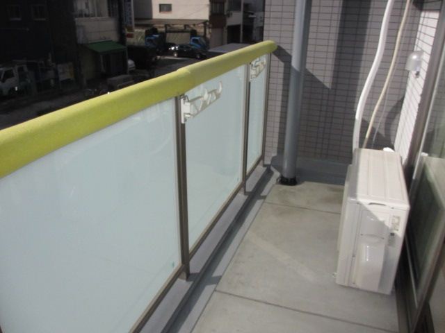 バルコニー　ベランダあります。