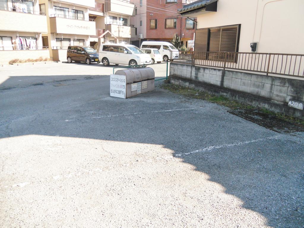 その他設備　建物専用ごみステーション