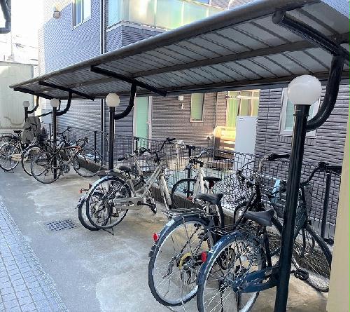 その他共有部分　屋根付き駐輪場