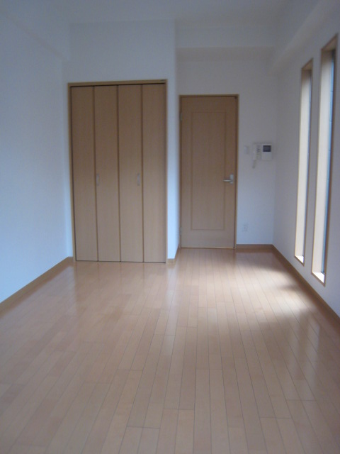 その他部屋・スペース　明るく清潔感あふれる室内です。