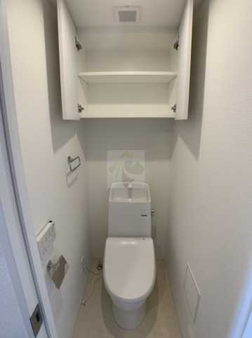 トイレ　GRANPASEO田端B　反転タイプ