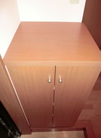 玄関　弊社は全物件が仲介手数料半月分でご紹介可能です。