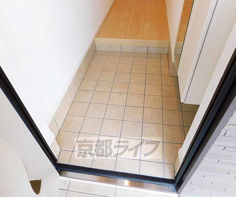 玄関　玄関部分です。