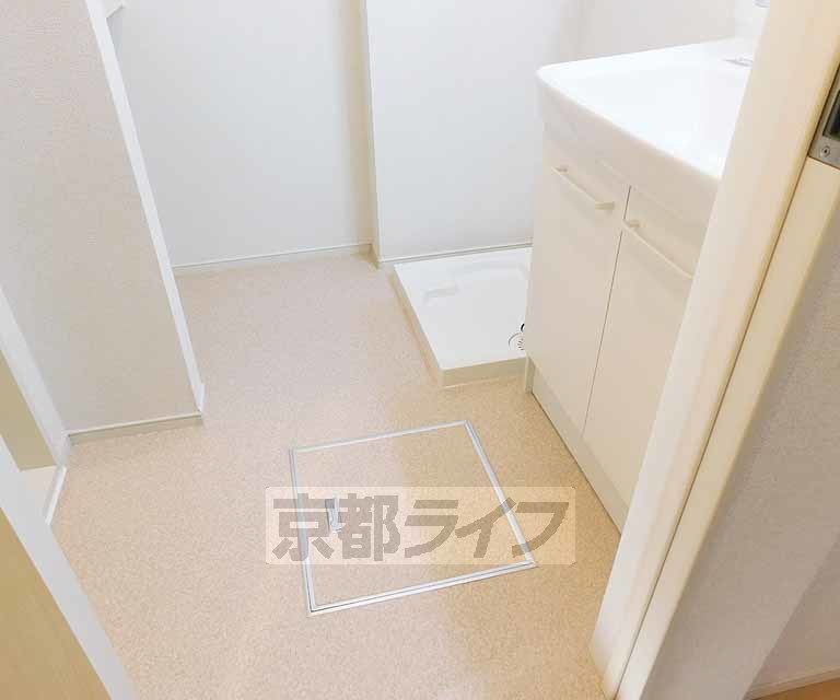 洗面設備　ゆったりとした脱衣所です。