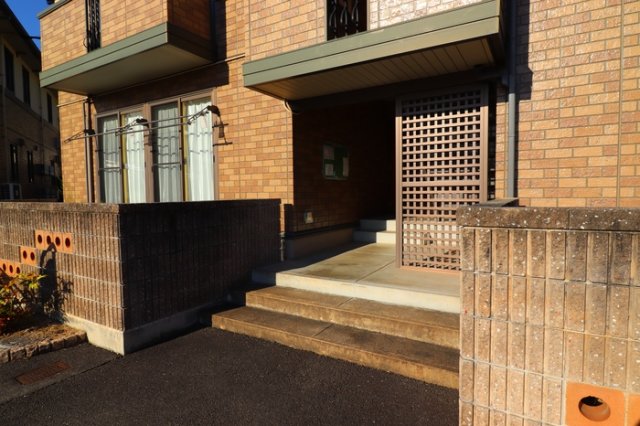 エントランス　エントランス