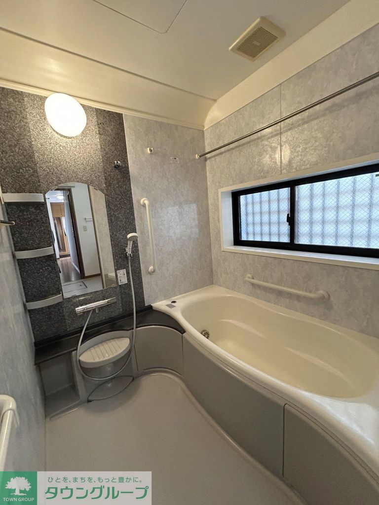 バス・シャワールーム　浴室