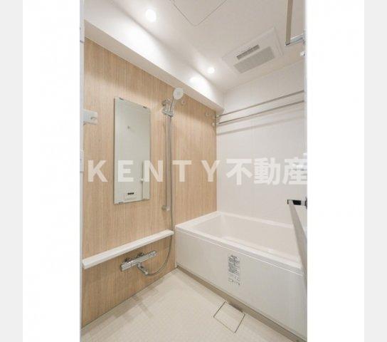 バス・シャワールーム　ゆったり過ごせるお風呂です