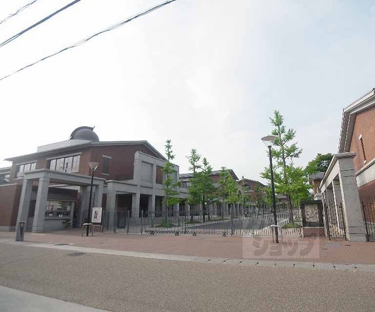 高校・高専　同志社高等学校（高校・高専）まで486m